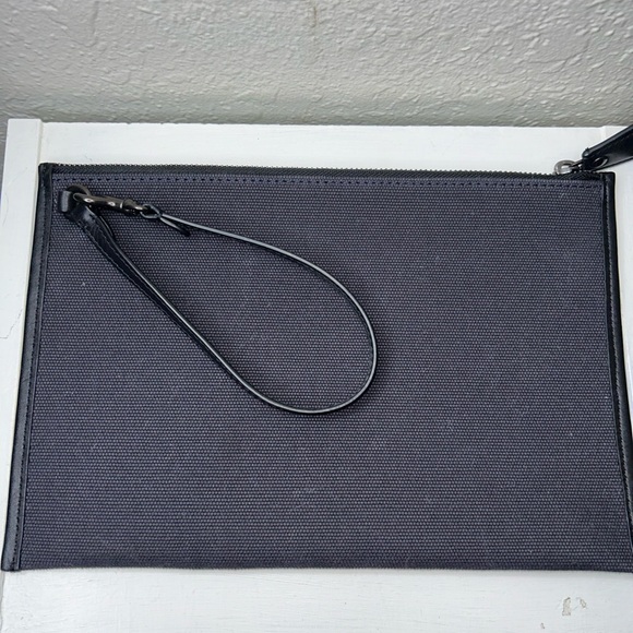 Coach navy blue overnight or work bag - Picture 6 of 6